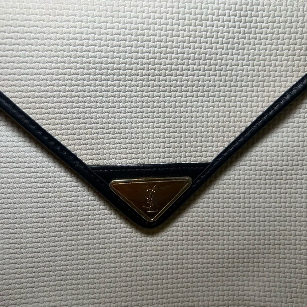 Yves Saint Laurent White and Navy Shoulder Bag - Picture 3 of 13